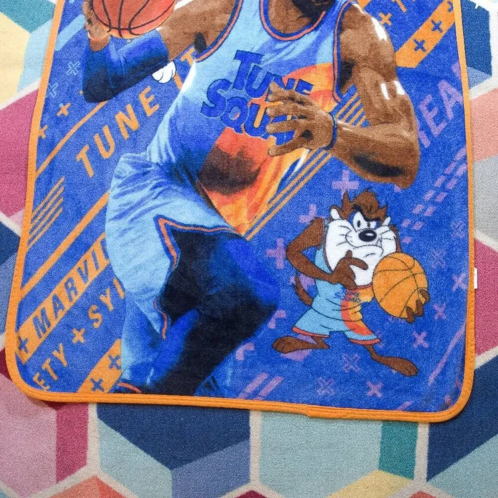 Space Jam A New Legacy Lebron James Plush‎ Throw Blanket Bugs Bunny